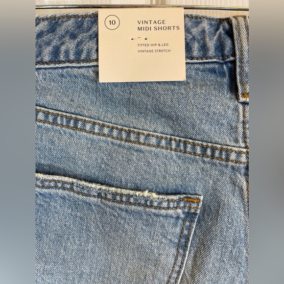 NWT UNIVERSAL THREADS Vintage Stretch Midi  Fitted Hip & Leg Shorts Size 10 - Picture 8 of 11